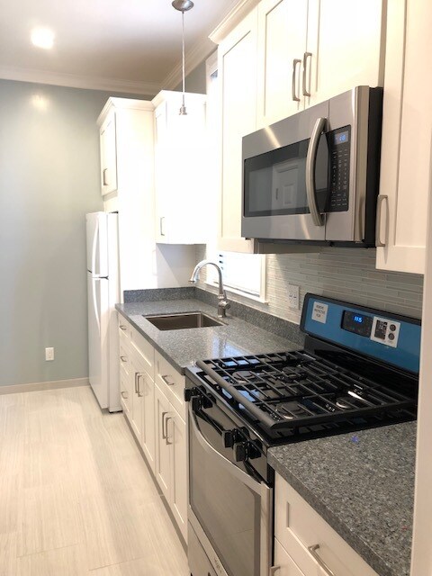 Foto principal - 1160 Clay St