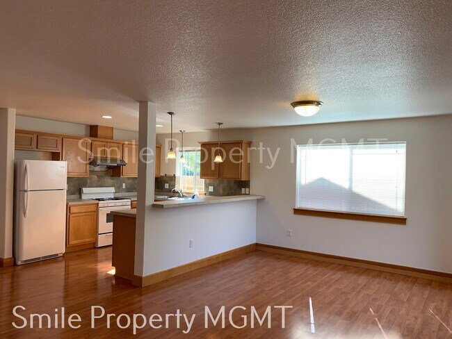 Foto del edificio - 8013 SE Ogden St