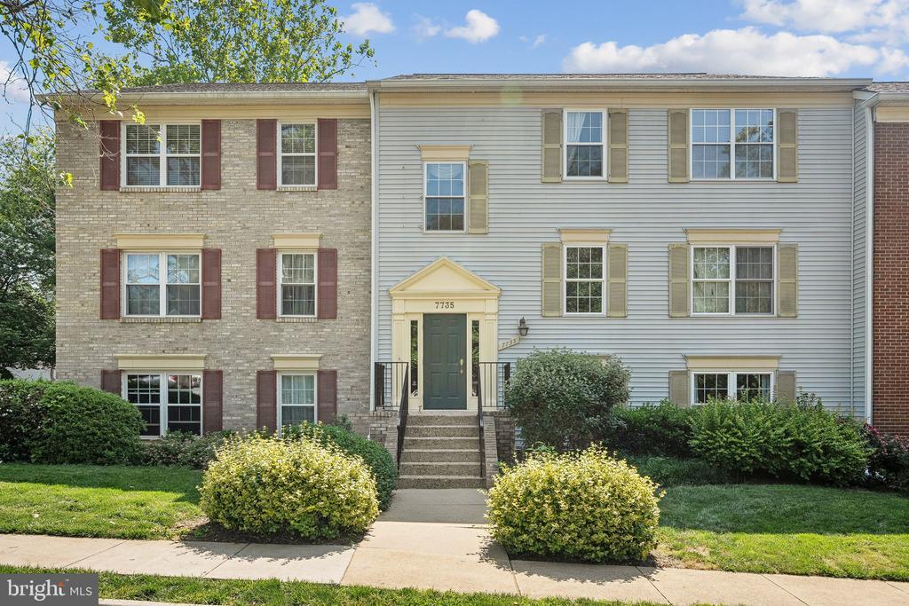 Foto principal - 7735 Inversham Dr
