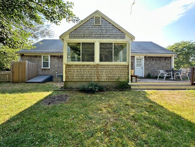 Foto del edificio - 46 Gordon Ln