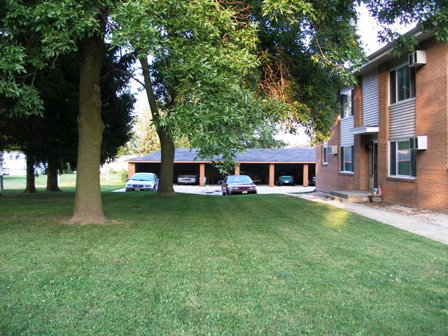 Building Photo - 960 Mary Ln