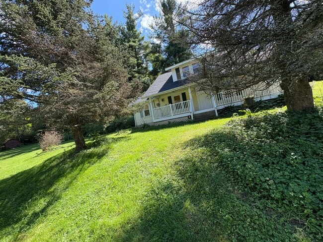 Building Photo - 165 V L Moretz Rd