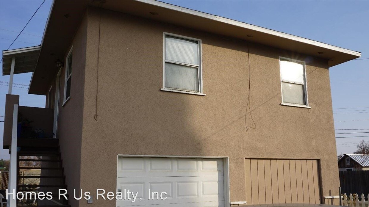 Primary Photo - 1 br, 1 bath Apartment - 6318 Almond Dr.