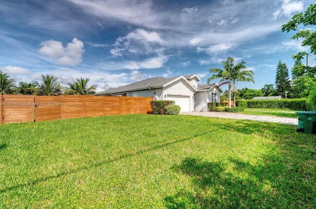 Building Photo - 30600 SW 193rd Ave
