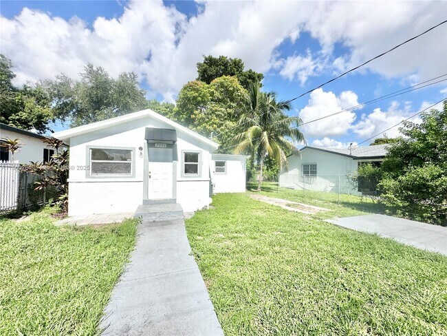 Foto del edificio - 7156 NW 15th Ct