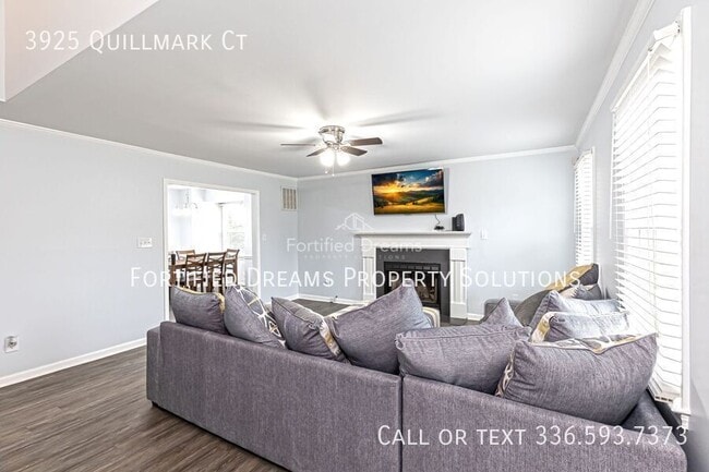 Building Photo - 3925 Quillmark Ct
