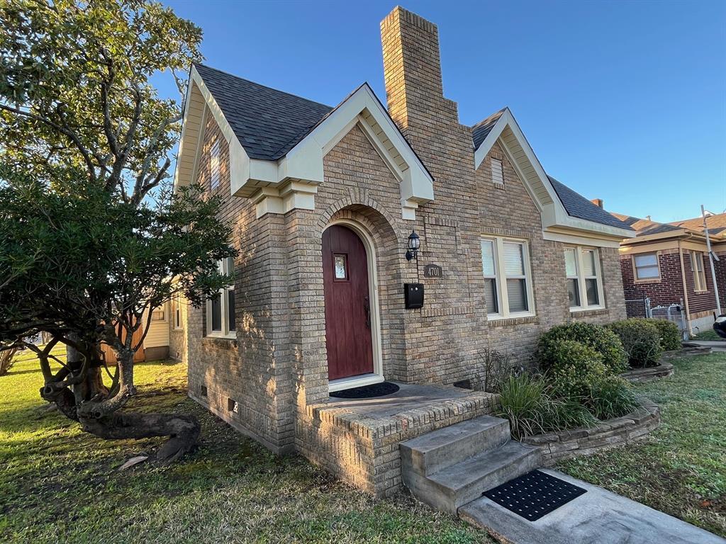 Foto principal - 4701 Ave N 1/2