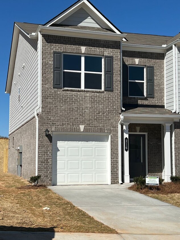 Foto principal - Beautiful Newly Constructed 3/.25 Townhome!