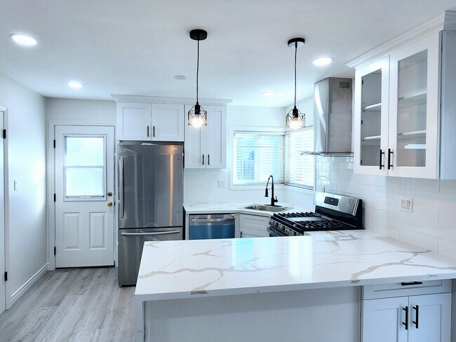 Foto del edificio - 4804 Del Amo Blvd