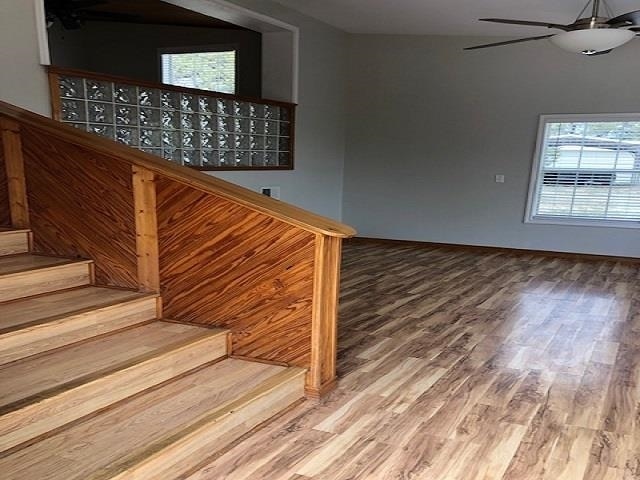 Building Photo - 207 Winding Way