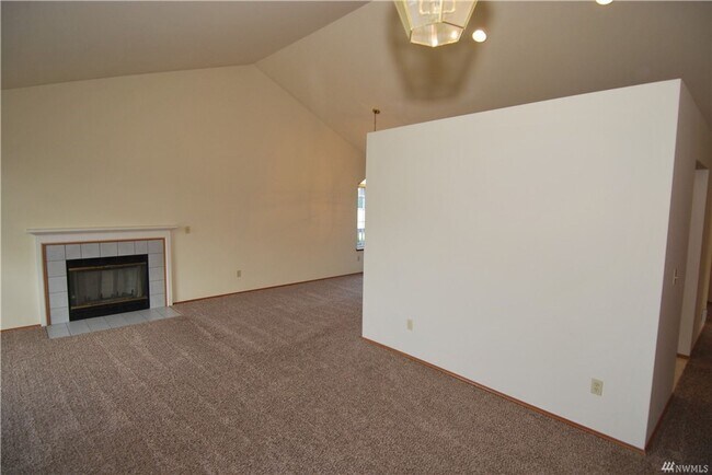 Building Photo - 3 br, 2 bath House - 19850 Blue Lagoon Pla...