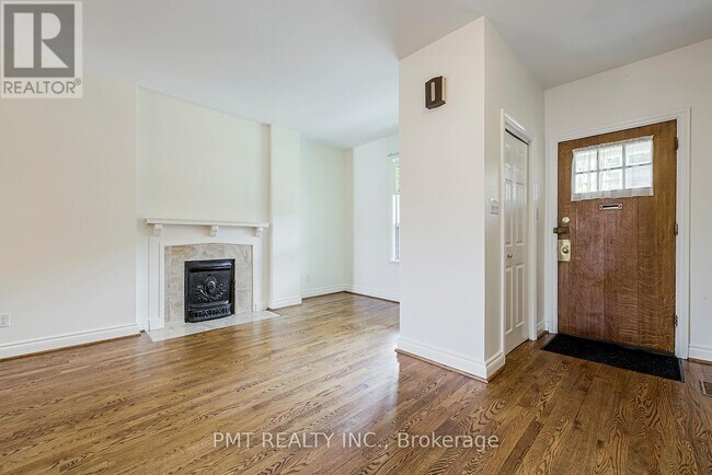 Building Photo - 40 Garnock Ave