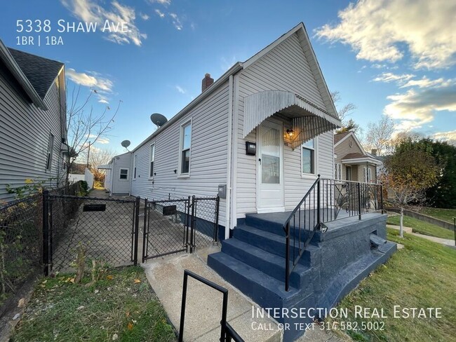 Building Photo - 5338 Shaw Ave