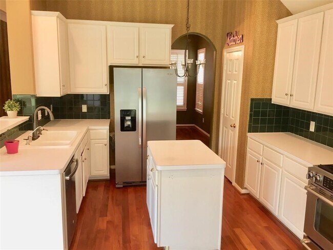 Foto del edificio - 22539 Bristolwood Ct