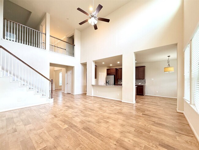 Building Photo - 16927 Wedgeside Pk