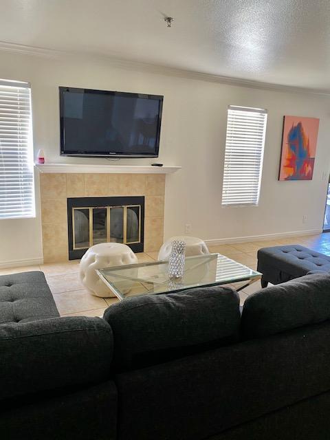 Foto del edificio - 43376 Cook St