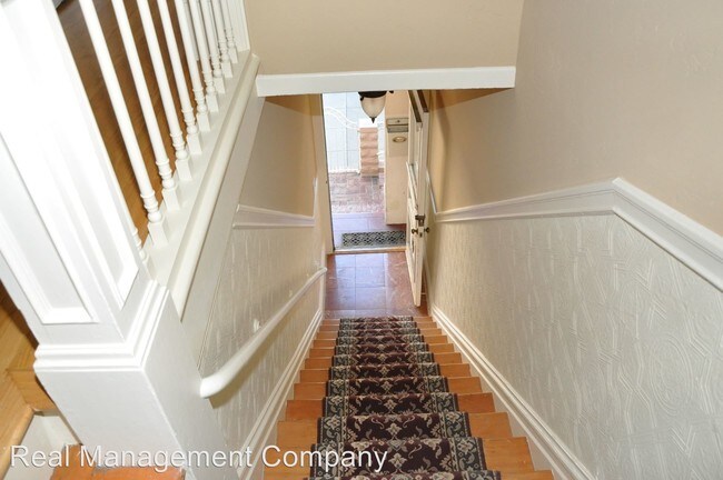 Building Photo - 1527 Sanchez St