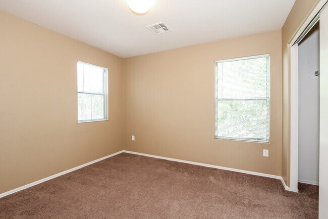 Foto del edificio - 13519 W San Juan Ct