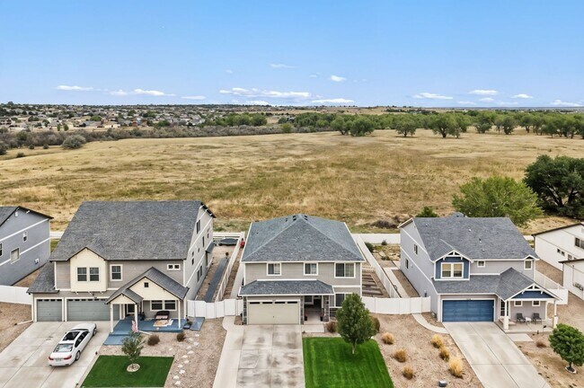 Building Photo - FABULOUS 4 BEDROOM HOME IN CUMBERLAND GREEN FOUNTAIN