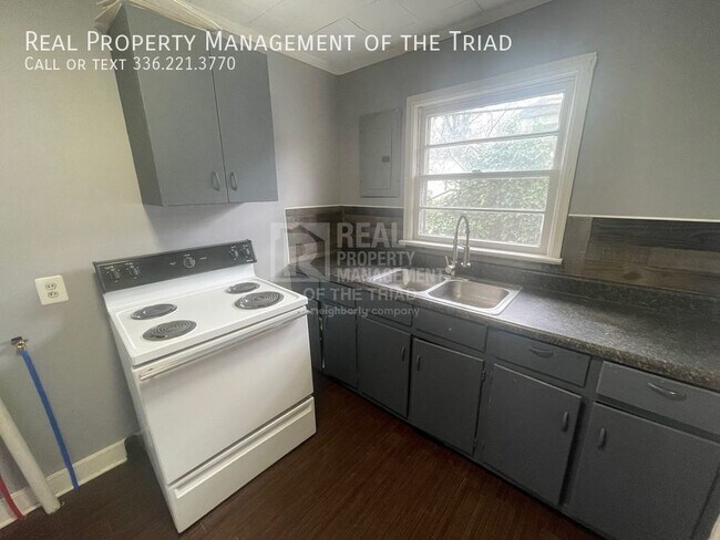 Building Photo - Cozy 2bd/1ba Home in Reidsville!!
