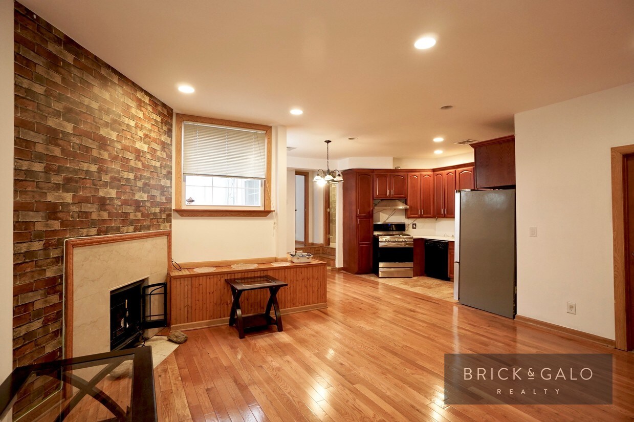 Foto principal - 39 Marble Hill Ave