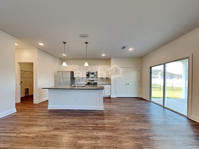 Foto del edificio - 47 Olivewood Pl