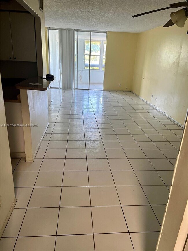 2017 NW 46th Ave Unit A408, Lauderhill, FL 33313 Condo for Rent in