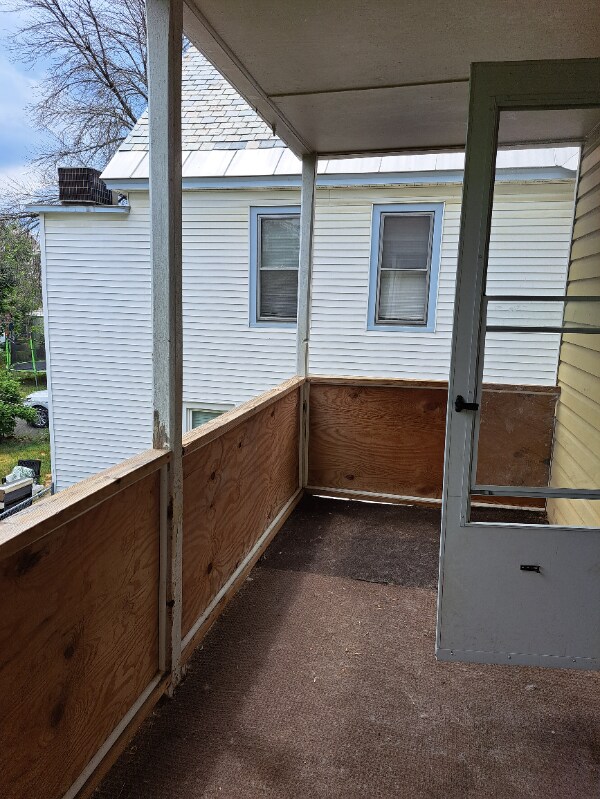 2014 Wabash Ave Unit 2nd floor, Schenectady, NY 12306 Room for Rent