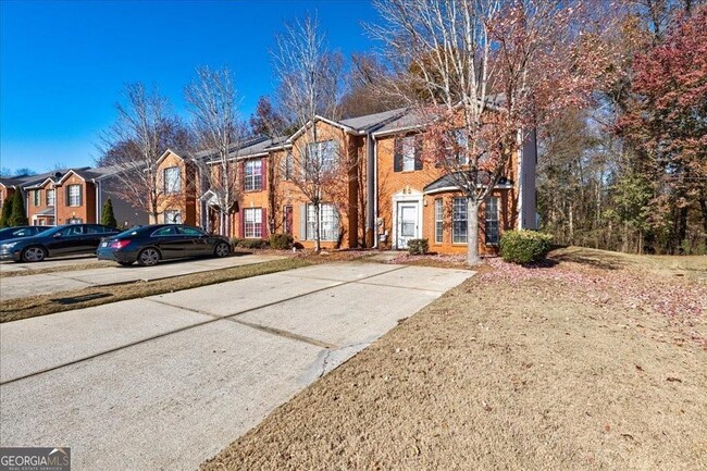 Foto del edificio - 3831 Waldrop Ln