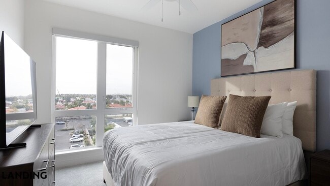 Foto del edificio - 707 S Farmer Ave