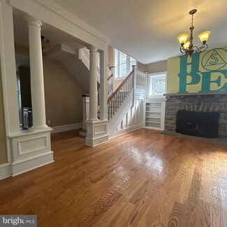 Building Photo - 17 Tenby Rd