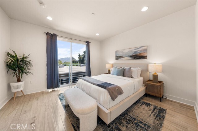 Primary Photo - 11115 Acama St