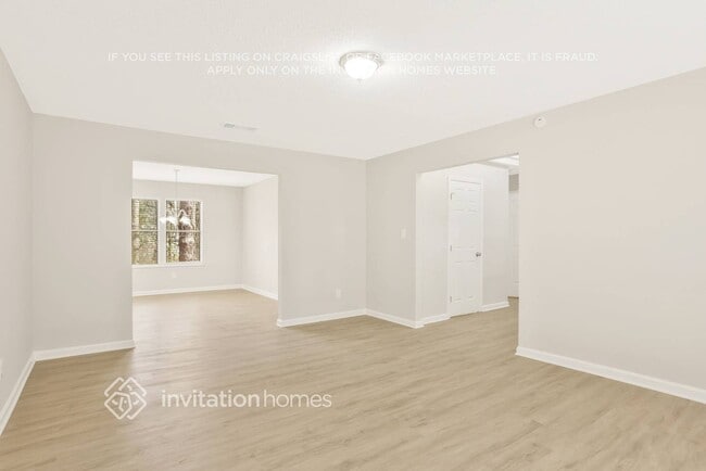 Building Photo - 2505 Desiree Way NW