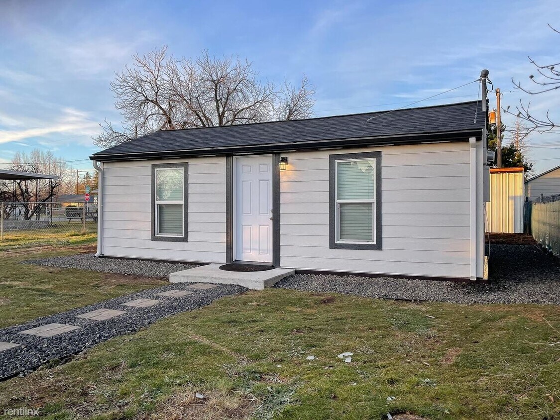 Primary Photo - 1 br, 1 bath House - 1209 E North Ave