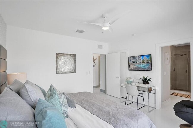 Foto del edificio - 1391 N Ocean Blvd