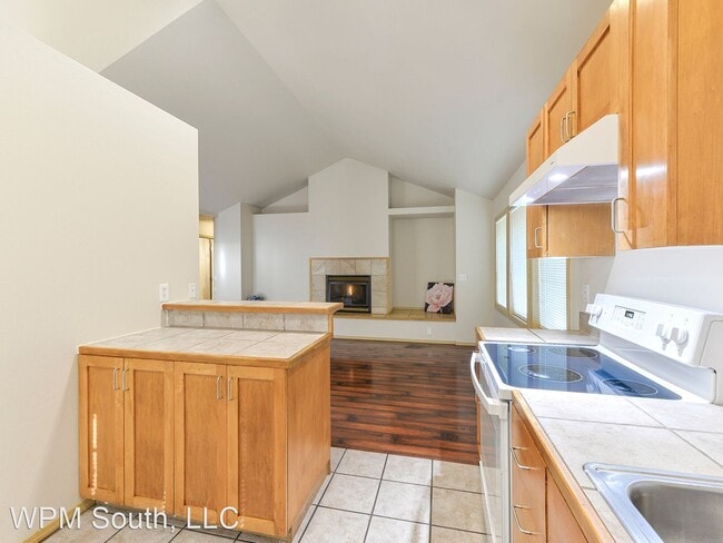 Foto del edificio - 3 br, 2 bath House - 11108 S.E. 168th St.