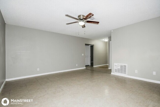 Building Photo - 1934 Crown Park Dr, Valrico, FL 33594