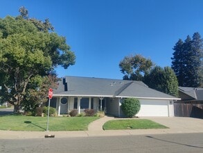 Building Photo - 1097 North Point Dr