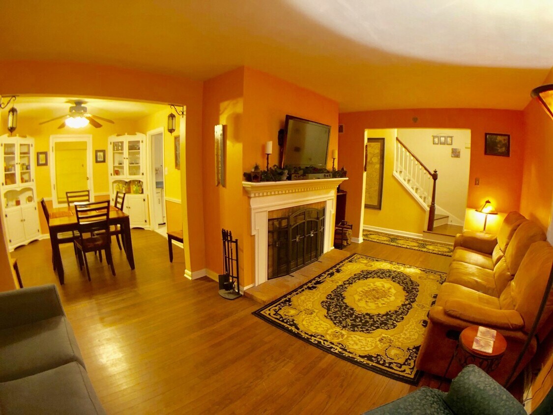 130 N 90th St, Milwaukee, WI 53226 House Rental in Milwaukee, WI