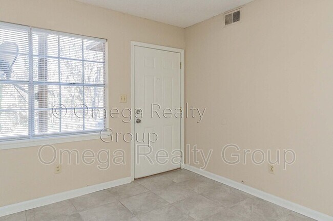 Building Photo - 3318 Warringwood Dr