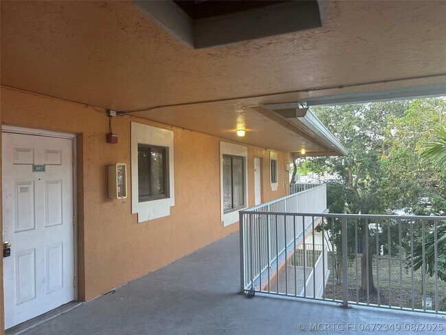 Foto del edificio - 6900 SW 39th St