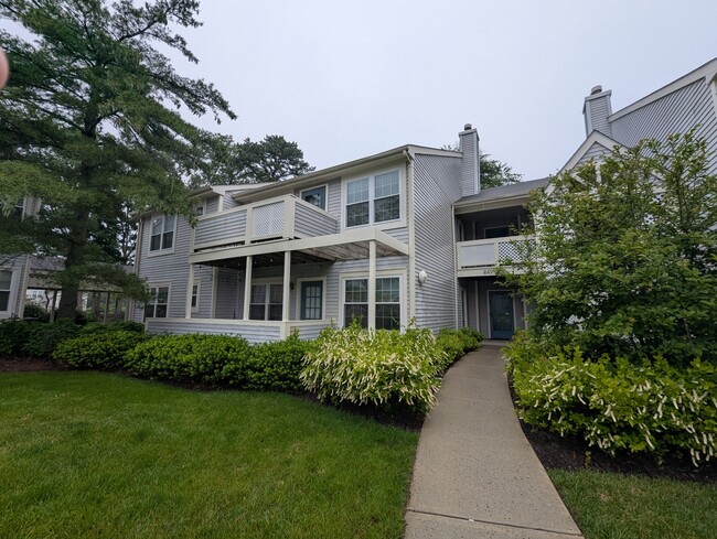 Building Photo - 449 Magnolia Ct