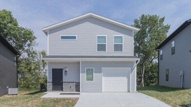 Building Photo - 2828 Emery Dr