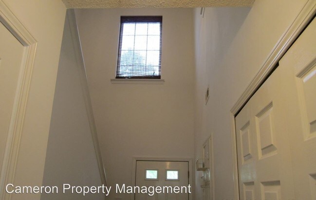 Building Photo - 203 Windcap Dr