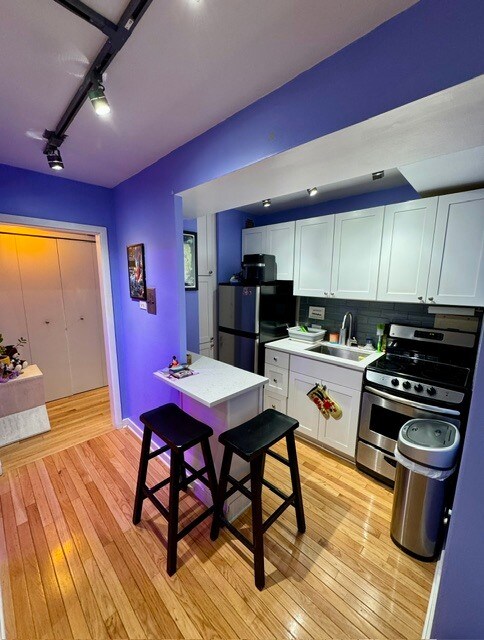 Foto del edificio - 2909 N Sheridan Rd