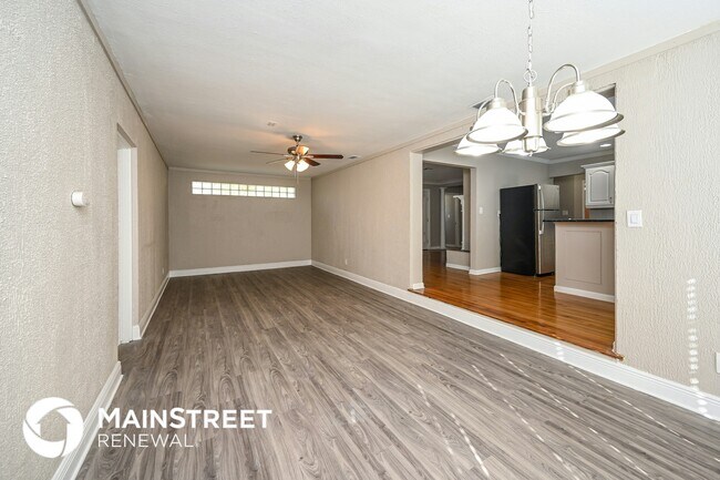 Foto del edificio - 3750 28th Ave N