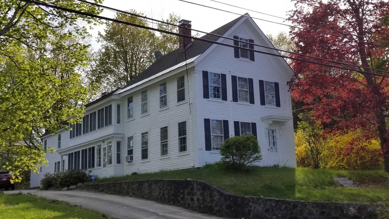 Primary Photo - 118 N Main St