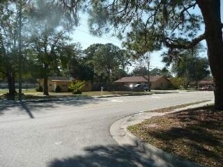 Foto del edificio - 6270 78th Ave N
