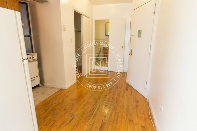 Foto del edificio - 158 Allen St