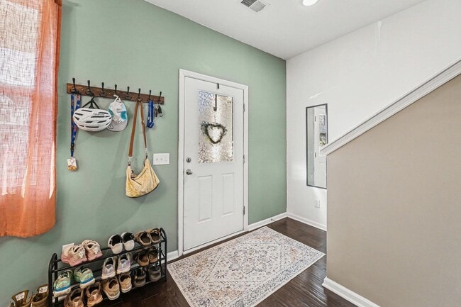 Foto del edificio - 188 Woodward Rd